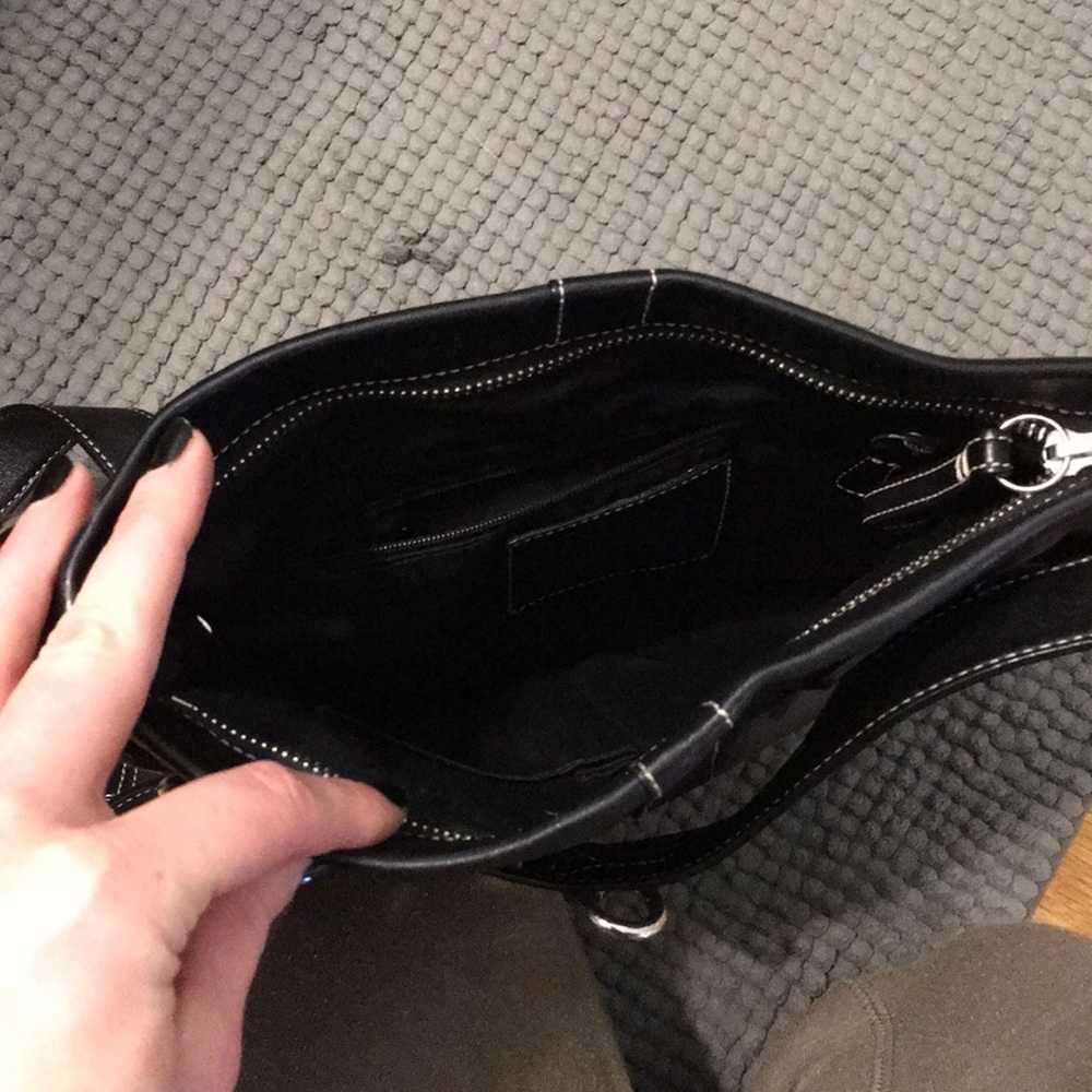 Coach purse - Picture 2 of 4